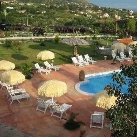 Ferienhaus Fuer 5 Personen Ca 55 Qm In Di Ricadi, Kalabrien Provinz Vibo Valentia - B56439 *