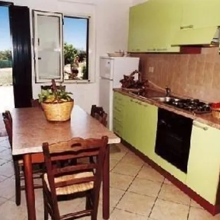 Ferienhaus Fuer 5 Personen Ca 55 Qm In Di Ricadi, Kalabrien Provinz Vibo Valentia - B56439 *
